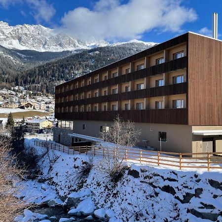 Jufa Hotel Savognin Εξωτερικό φωτογραφία
